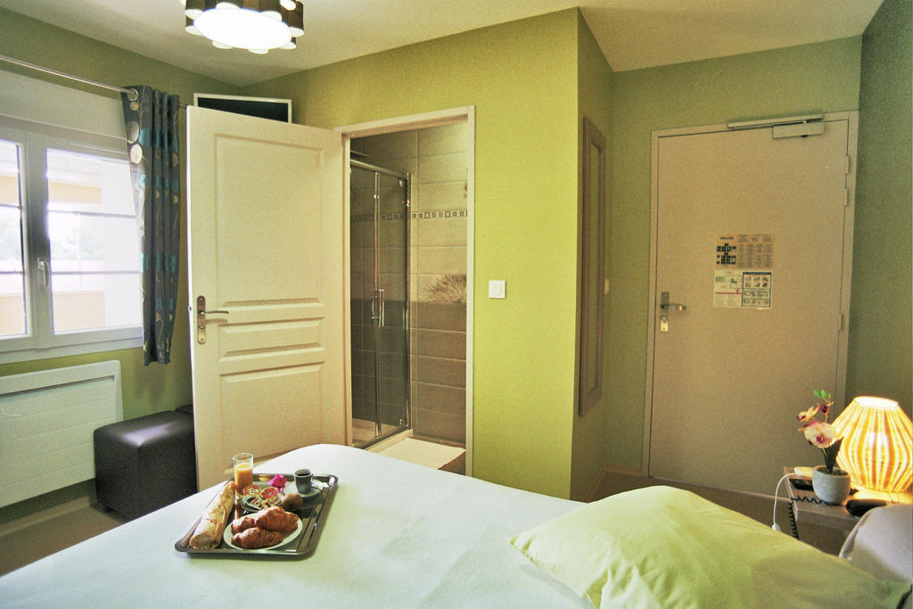 Hotel L'Anvia Bollène Habitación foto