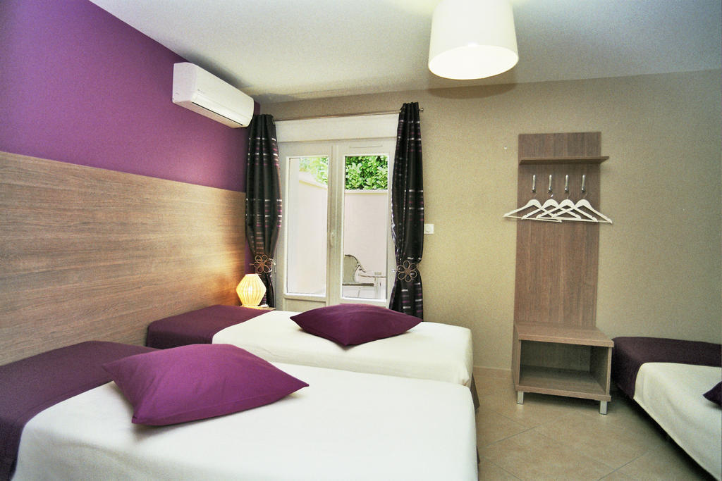 Hotel L'Anvia Bollène Habitación foto