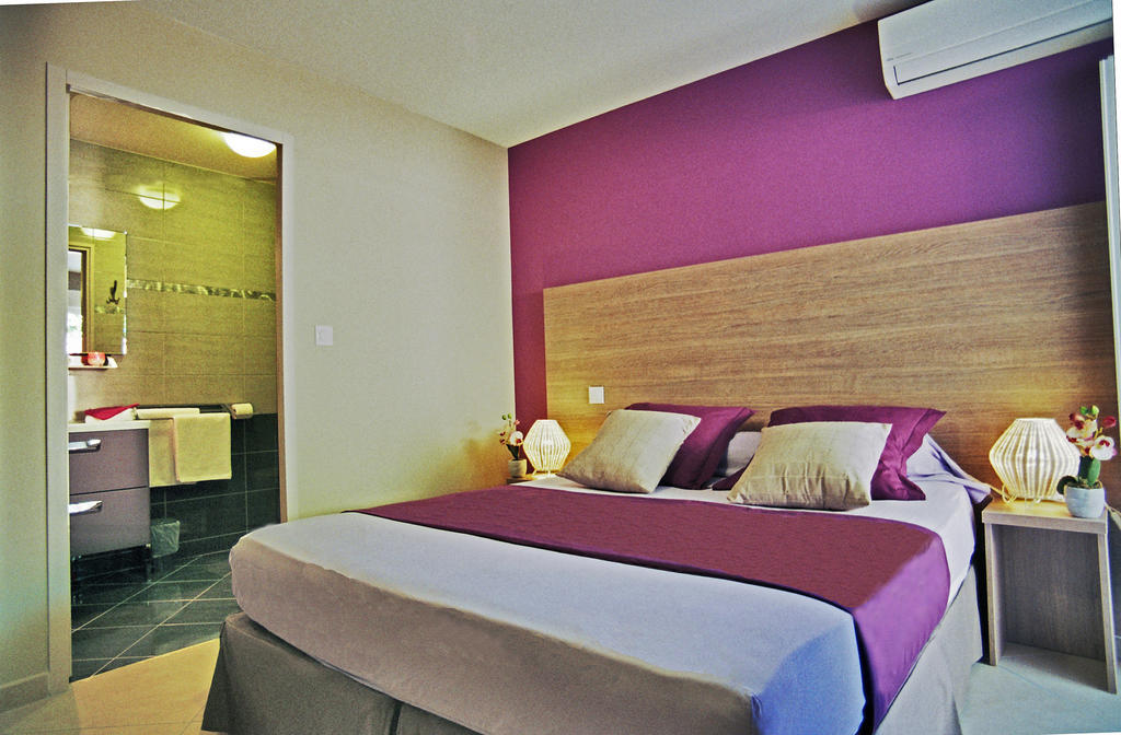 Hotel L'Anvia Bollène Habitación foto
